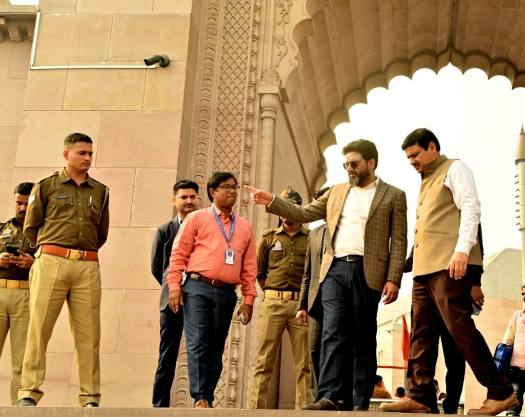 महाकुंभ 2025 की तैयारियों का अधिकारियों ने किया निरीक्षण, श्रद्धालुओं की सुविधाओं पर विशेष ध्यान महाकुंभ 2025 की तैयारियों का अधिकारियों ने किया निरीक्षण, श्रद्धालुओं की सुविधाओं पर विशेष ध्यान महाकुंभ 2025 की तैयारियों का अधिकारियों ने किया निरीक्षण, श्रद्धालुओं की सुविधाओं पर विशेष ध्यान