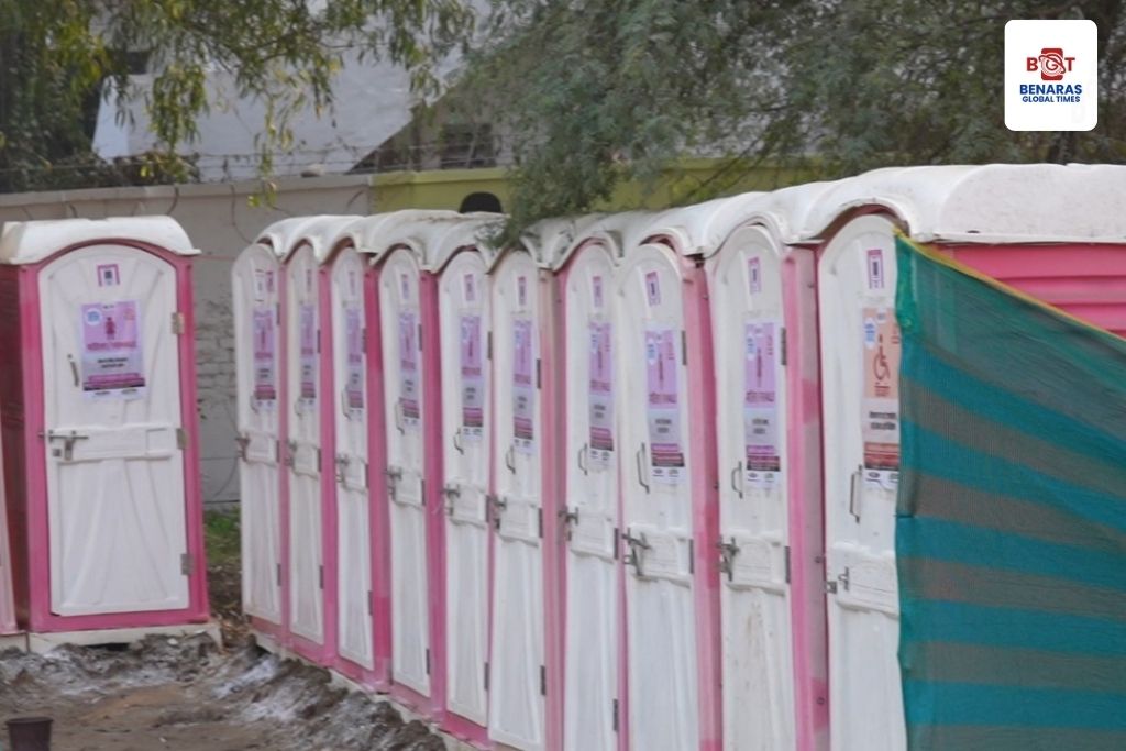 महाकुंभ 2025: संगम तट पर उमड़ रहा आस्था का सैलाब, एक क्लिक में जानें फ्री ठहरने, खाने और यातायात की हर जानकारी महाकुंभ 2025: संगम तट पर उमड़ रहा आस्था का सैलाब, एक क्लिक में जानें फ्री ठहरने, खाने और यातायात की हर जानकारी महाकुंभ 2025: संगम तट पर उमड़ रहा आस्था का सैलाब, एक क्लिक में जानें फ्री ठहरने, खाने और यातायात की हर जानकारी