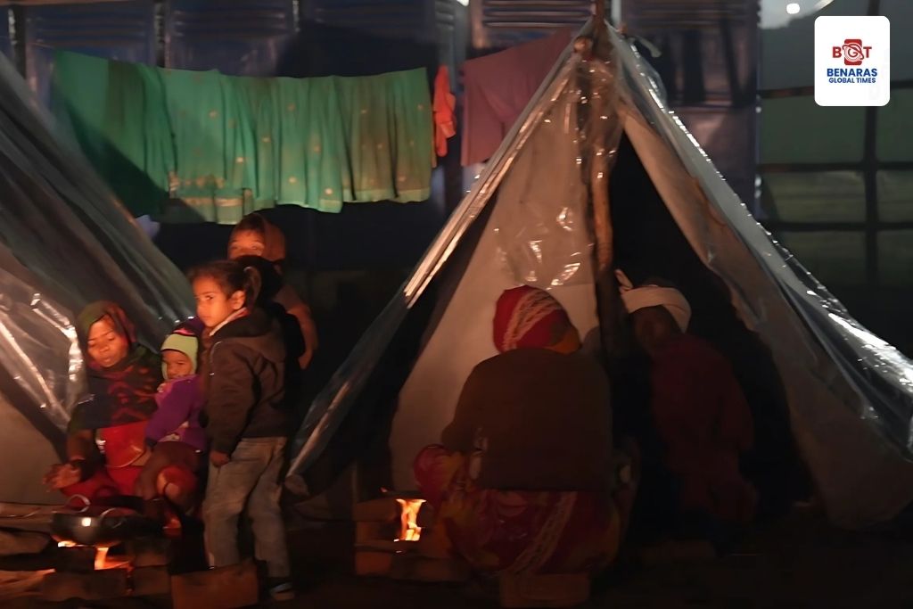 महाकुंभ 2025: संगम तट पर उमड़ रहा आस्था का सैलाब, एक क्लिक में जानें फ्री ठहरने, खाने और यातायात की हर जानकारी महाकुंभ 2025: संगम तट पर उमड़ रहा आस्था का सैलाब, एक क्लिक में जानें फ्री ठहरने, खाने और यातायात की हर जानकारी महाकुंभ 2025: संगम तट पर उमड़ रहा आस्था का सैलाब, एक क्लिक में जानें फ्री ठहरने, खाने और यातायात की हर जानकारी
