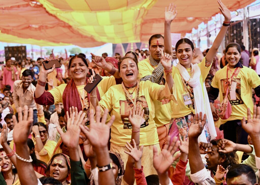 प्रधानमंत्री मोदी ने बागेश्वर धाम में की पूजा-अर्चना, कैंसर अस्पताल का रखा शिलान्यास प्रधानमंत्री मोदी ने बागेश्वर धाम में की पूजा-अर्चना, कैंसर अस्पताल का रखा शिलान्यास प्रधानमंत्री मोदी ने बागेश्वर धाम में की पूजा-अर्चना, कैंसर अस्पताल का रखा शिलान्यास