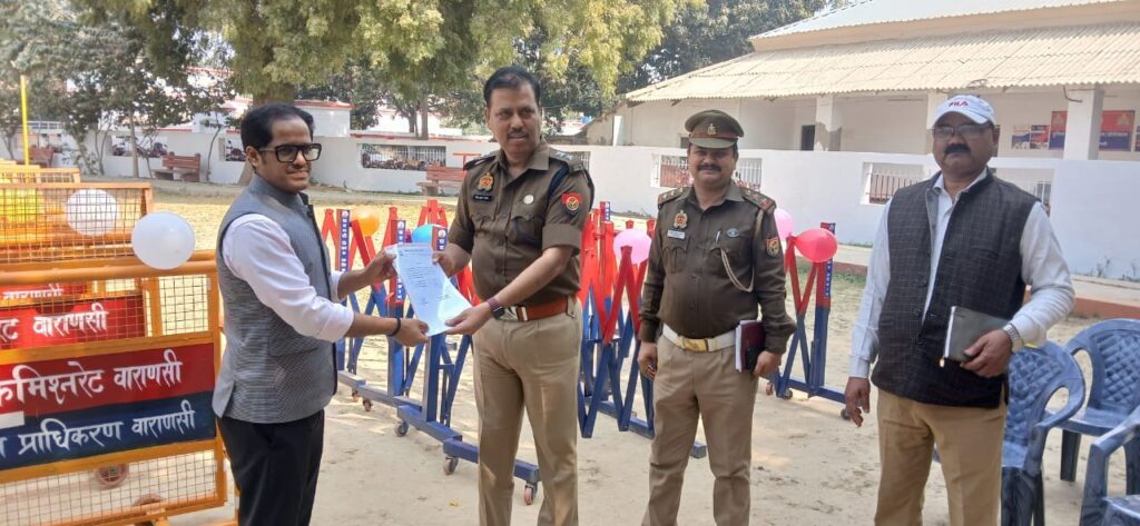 महाकुम्भ में यातायात नियंत्रण को आसान बनाने के लिए वाराणसी विकास प्राधिकरण ने 200 बैरियर्स सौंपे महाकुम्भ में यातायात नियंत्रण को आसान बनाने के लिए वाराणसी विकास प्राधिकरण ने 200 बैरियर्स सौंपे महाकुम्भ में यातायात नियंत्रण को आसान बनाने के लिए वाराणसी विकास प्राधिकरण ने 200 बैरियर्स सौंपे