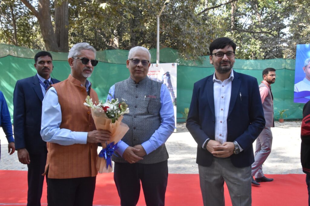 भारत में AI के विशाल उपयोग की क्षमता: विदेश मंत्री एस. जयशंकर भारत में AI के विशाल उपयोग की क्षमता: विदेश मंत्री एस. जयशंकर भारत में AI के विशाल उपयोग की क्षमता: विदेश मंत्री एस. जयशंकर