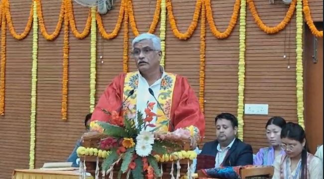 केन्द्रीय उच्च तिब्बती शिक्षा संस्थान सारनाथ ने मनाया 16वां दीक्षांत समारोह, मेधावियों को दिए गए मेडल केन्द्रीय उच्च तिब्बती शिक्षा संस्थान सारनाथ ने मनाया 16वां दीक्षांत समारोह, मेधावियों को दिए गए मेडल केन्द्रीय उच्च तिब्बती शिक्षा संस्थान सारनाथ ने मनाया 16वां दीक्षांत समारोह, मेधावियों को दिए गए मेडल