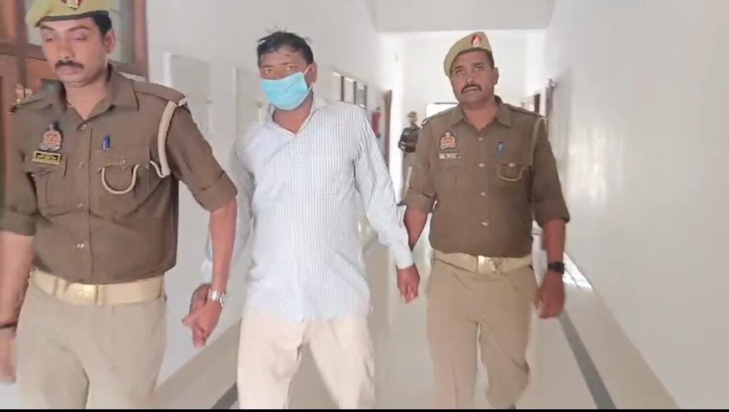 वाराणसी में अंतरराज्यीय चरस तस्कर गिरफ्तार, एसटीएफ और पुलिस की संयुक्त कार्रवाई में बड़ी सफलता वाराणसी में अंतरराज्यीय चरस तस्कर गिरफ्तार, एसटीएफ और पुलिस की संयुक्त कार्रवाई में बड़ी सफलता वाराणसी में अंतरराज्यीय चरस तस्कर गिरफ्तार, एसटीएफ और पुलिस की संयुक्त कार्रवाई में बड़ी सफलता