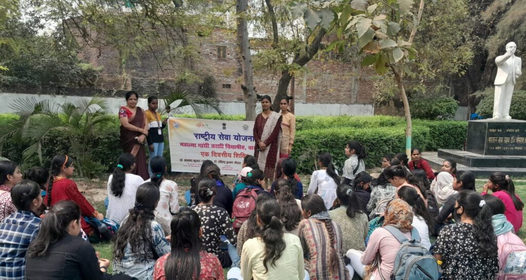 काशी विद्यापीठ: एनएसएस शिविर में नशा मुक्ति का संकल्प, विद्यार्थियों को दी गई जागरूकता काशी विद्यापीठ: एनएसएस शिविर में नशा मुक्ति का संकल्प, विद्यार्थियों को दी गई जागरूकता काशी विद्यापीठ: एनएसएस शिविर में नशा मुक्ति का संकल्प, विद्यार्थियों को दी गई जागरूकता
