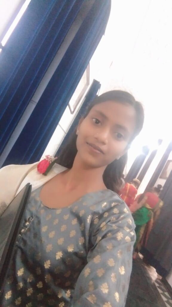 Mgkvp Student : छात्रा स्वाति ने भाषण प्रतियोगिता में प्रदेशभर में किया नाम रोशन Mgkvp Student : छात्रा स्वाति ने भाषण प्रतियोगिता में प्रदेशभर में किया नाम रोशन Mgkvp Student : छात्रा स्वाति ने भाषण प्रतियोगिता में प्रदेशभर में किया नाम रोशन