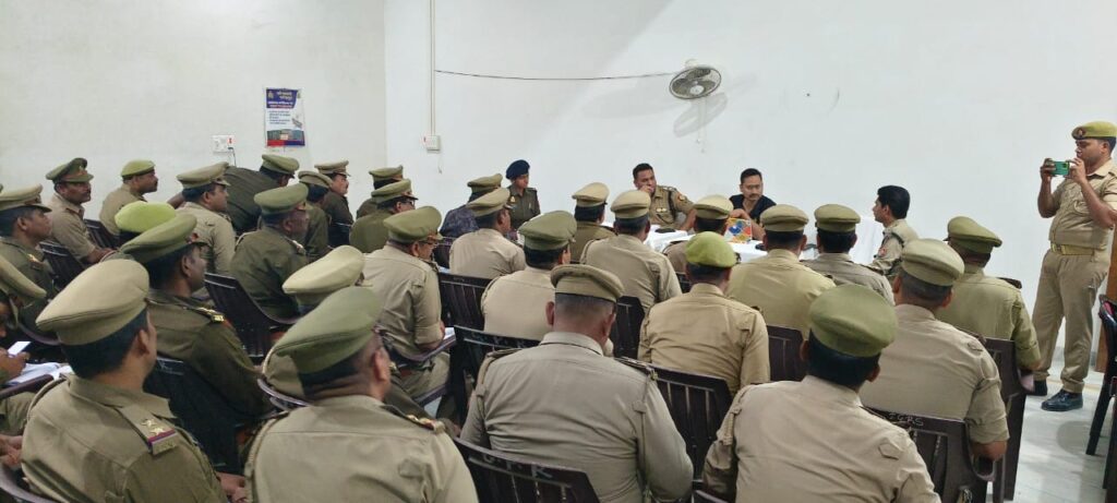 Holi and Ramzan 2025: होली और रमजान को लेकर पुलिस की सख्ती, असामाजिक तत्वों पर कार्रवाई के निर्देश https://benarasglobaltimes.com/holi-2025-municipal-corporation-meeting/