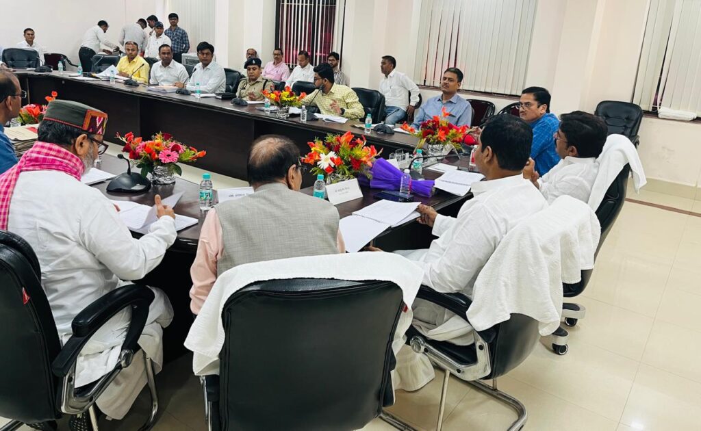 Nagar Nigam नागरिकों की कर वसूली संबंधी शिकायतों का समाधान सुनिश्चित करें: मा समिति Nagar Nigam नागरिकों की कर वसूली संबंधी शिकायतों का समाधान सुनिश्चित करें: मा समिति Nagar Nigam नागरिकों की कर वसूली संबंधी शिकायतों का समाधान सुनिश्चित करें: मा समिति