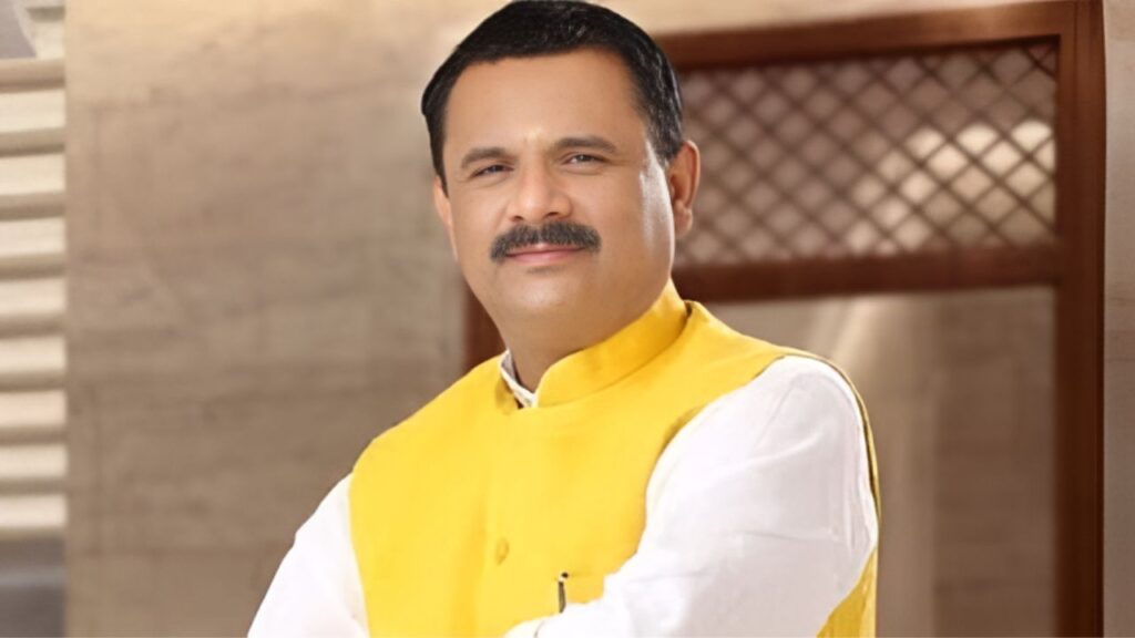 NAGAR NIGAM VARANASI : काशी में जलभराव से राहत की तैयारी, नगर निगम ने समय से पहले शुरू किया नाले-नालियों की सफाई अभियान NAGAR NIGAM VARANASI /ashoktiwaribjp