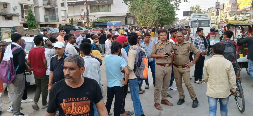 Road Accident : लंका थाना क्षेत्र में सड़क हादसा, मिनी बस की टक्कर से 18 वर्षीय छात्र नितिन गंभीर रूप से घायल Road Accident : लंका थाना क्षेत्र में सड़क हादसा, मिनी बस की टक्कर से 18 वर्षीय छात्र नितिन गंभीर रूप से घायल Road Accident : लंका थाना क्षेत्र में सड़क हादसा, मिनी बस की टक्कर से 18 वर्षीय छात्र नितिन गंभीर रूप से घायल