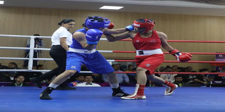 Boxing: अंजलि ने रजत पदक जीतकर रचा इतिहास, वाराणसी मंडल की पहली महिला पदक विजेता Boxing: अंजलि ने रजत पदक जीतकर रचा इतिहास, वाराणसी मंडल की पहली महिला पदक विजेता Boxing: अंजलि ने रजत पदक जीतकर रचा इतिहास, वाराणसी मंडल की पहली महिला पदक विजेता