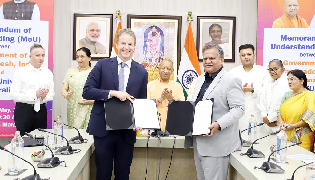 UP: सरकार और ऑस्ट्रेलिया यूनिवर्सिटी के बीच MOU साइन, शिक्षा में गुणवत्ता और वैश्विक सहयोग को मिलेगा बढ़ावा UP: सरकार और ऑस्ट्रेलिया यूनिवर्सिटी के बीच MOU साइन, शिक्षा में गुणवत्ता और वैश्विक सहयोग को मिलेगा बढ़ावा UP: सरकार और ऑस्ट्रेलिया यूनिवर्सिटी के बीच MOU साइन, शिक्षा में गुणवत्ता और वैश्विक सहयोग को मिलेगा बढ़ावा