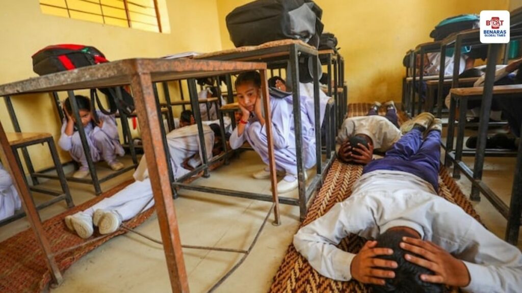 Mock Drill 2025: अन्य देशों के मॉक ड्रिल और बजट के साथ तुलना और वर्तमान परिदृश्य पर समाचार विश्लेषण Mock Drill 2025: अन्य देशों के मॉक ड्रिल और बजट के साथ तुलना और वर्तमान परिदृश्य पर समाचार विश्लेषण Mock Drill 2025: अन्य देशों के मॉक ड्रिल और बजट के साथ तुलना और वर्तमान परिदृश्य पर समाचार विश्लेषण