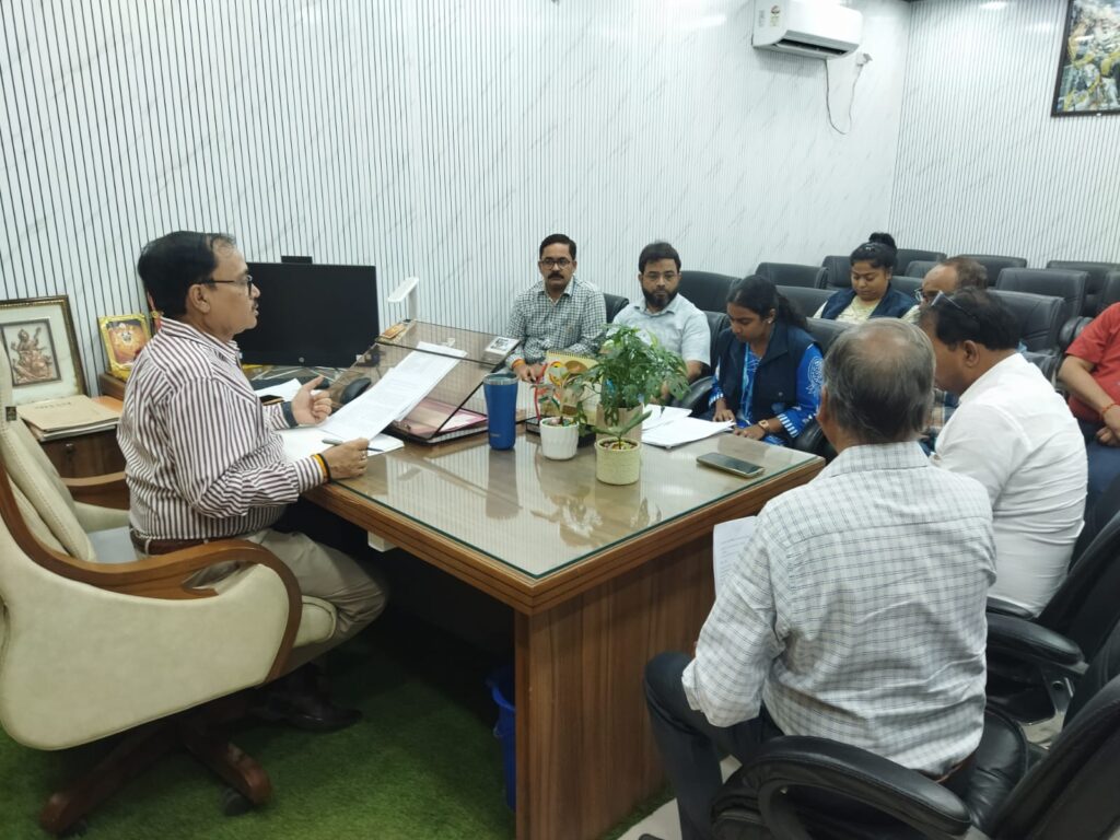 VPDs की डिजिटल निगरानी शुरू करने वाला यूपी बना देश का पहला राज्य, वाराणसी से हुई शुरुआत VPDs की डिजिटल निगरानी शुरू करने वाला यूपी बना देश का पहला राज्य, वाराणसी से हुई शुरुआत VPDs की डिजिटल निगरानी शुरू करने वाला यूपी बना देश का पहला राज्य, वाराणसी से हुई शुरुआत