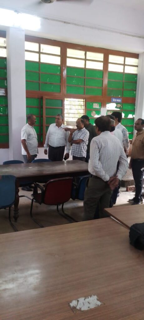 Kashi Vidyapith : कुलपति प्रो. आनंद कुमार त्यागी ने किया डॉ. भगवानदास केंद्रीय पुस्तकालय का निरीक्षण Kashi Vidyapith : कुलपति प्रो. आनंद कुमार त्यागी ने किया डॉ. भगवानदास केंद्रीय पुस्तकालय का निरीक्षण Kashi Vidyapith : कुलपति प्रो. आनंद कुमार त्यागी ने किया डॉ. भगवानदास केंद्रीय पुस्तकालय का निरीक्षण