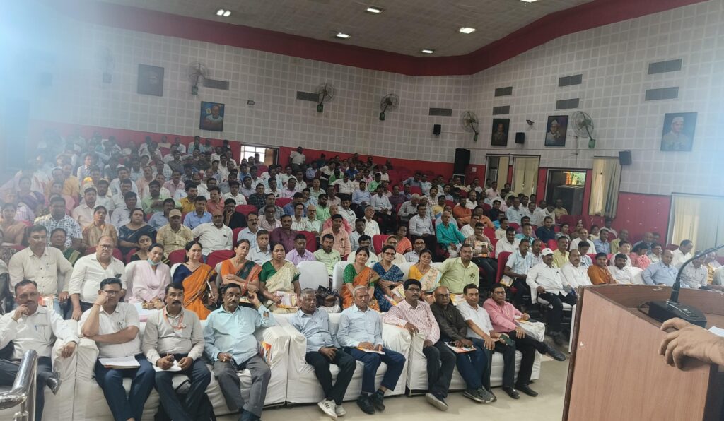 UP B.Ed. Entrance : काशी विद्यापीठ में हुई प्रशासनिक बैठक, 1 जून को दो पालियों में होगी परीक्षा UP B.Ed. Entrance : काशी विद्यापीठ में हुई प्रशासनिक बैठक, 1 जून को दो पालियों में होगी परीक्षा UP B.Ed. Entrance : काशी विद्यापीठ में हुई प्रशासनिक बैठक, 1 जून को दो पालियों में होगी परीक्षा