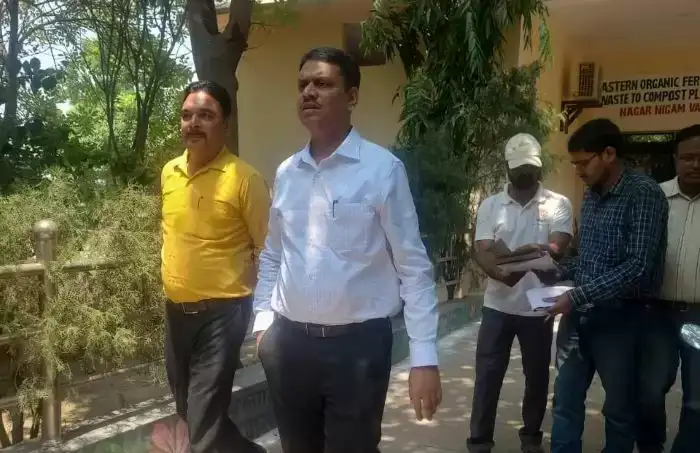 Waste Management पर मंडलायुक्त की सख्ती: करसड़ा-रमना प्लांट का निरीक्षण, RDF और कंपोस्ट उत्पादन की प्रक्रिया की समीक्षा Waste Management पर मंडलायुक्त की सख्ती: करसड़ा-रमना प्लांट का निरीक्षण, RDF और कंपोस्ट उत्पादन की प्रक्रिया की समीक्षा Waste Management पर मंडलायुक्त की सख्ती: करसड़ा-रमना प्लांट का निरीक्षण, RDF और कंपोस्ट उत्पादन की प्रक्रिया की समीक्षा