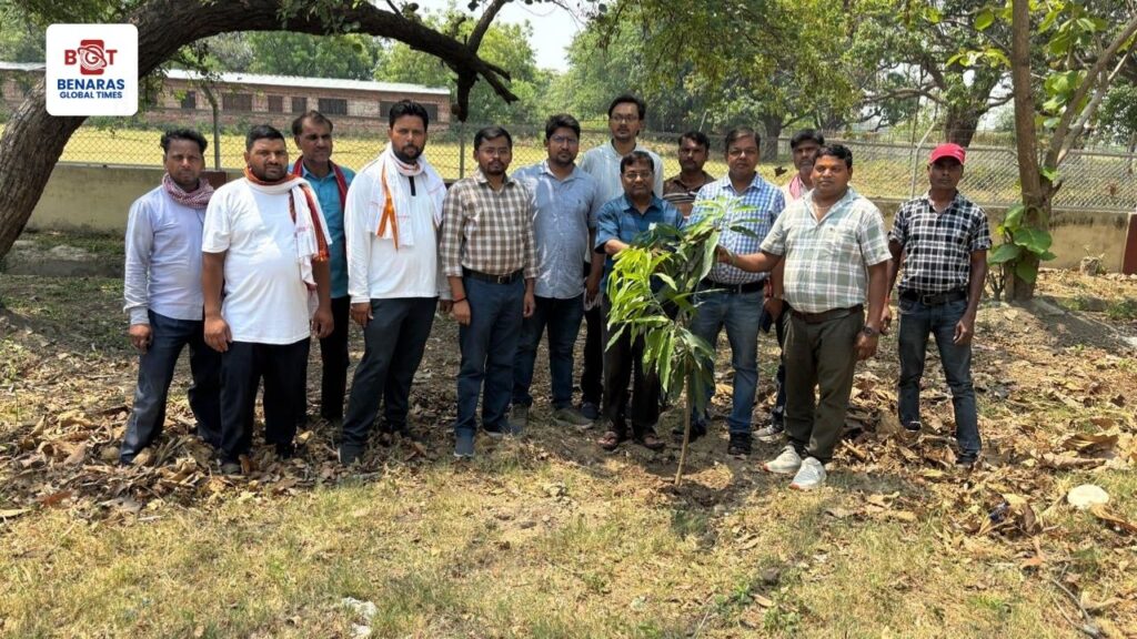 World Environment Day 2025: IIT BHU में पौधारोपण कर दिया गया हरित संदेश World Environment Day 2025: IIT BHU में पौधारोपण कर दिया गया हरित संदेश World Environment Day 2025: IIT BHU में पौधारोपण कर दिया गया हरित संदेश