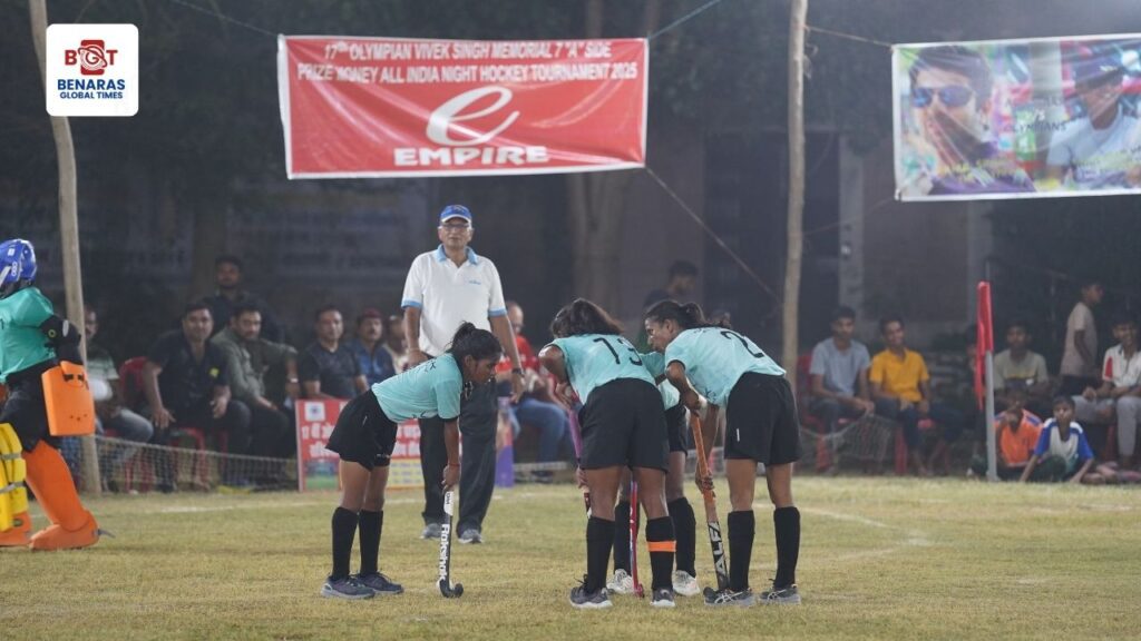 Vivek Singh Hockey Tournament 2025 का समापन, धनराज पिल्लै बोले – बनारस से निकल रहे हैं विश्वस्तरीय खिलाड़ी Vivek Singh Hockey Tournament 2025 का समापन, धनराज पिल्लै बोले – बनारस से निकल रहे हैं विश्वस्तरीय खिलाड़ी Vivek Singh Hockey Tournament 2025 का समापन, धनराज पिल्लै बोले – बनारस से निकल रहे हैं विश्वस्तरीय खिलाड़ी