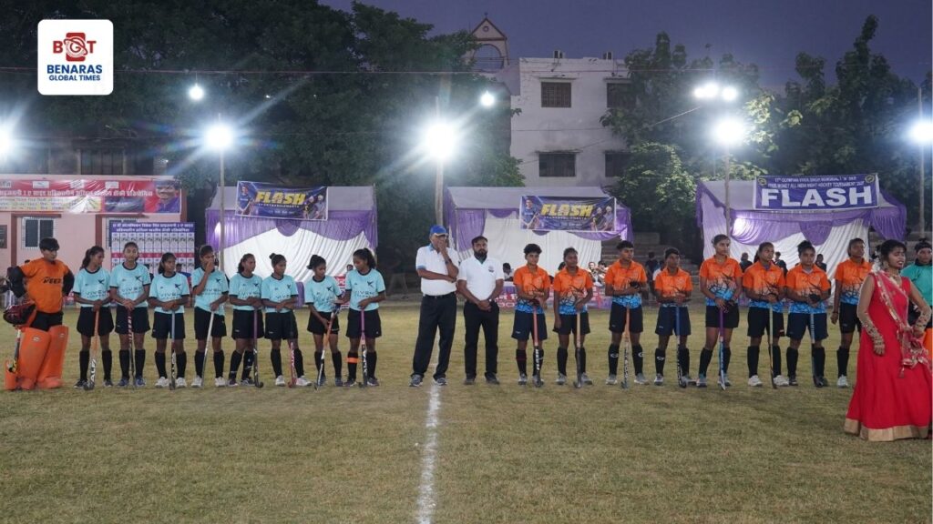 Vivek Singh Hockey Tournament 2025 का समापन, धनराज पिल्लै बोले – बनारस से निकल रहे हैं विश्वस्तरीय खिलाड़ी Vivek Singh Hockey Tournament 2025 का समापन, धनराज पिल्लै बोले – बनारस से निकल रहे हैं विश्वस्तरीय खिलाड़ी Vivek Singh Hockey Tournament 2025 का समापन, धनराज पिल्लै बोले – बनारस से निकल रहे हैं विश्वस्तरीय खिलाड़ी