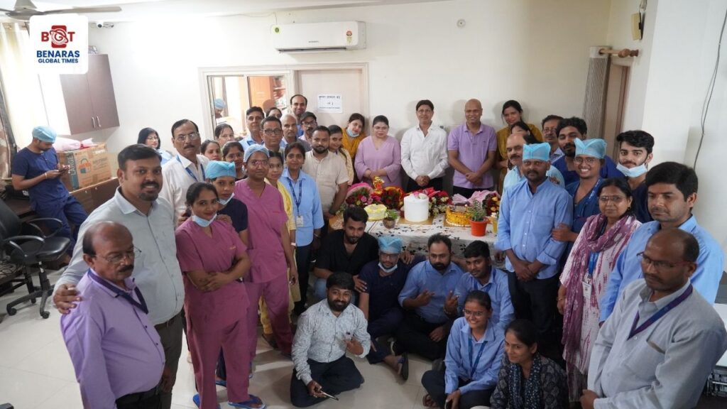 RK NETRALAYA में मनाया गया निदेशक डॉ. आर.के. ओझा का जन्मदिन, स्टाफ और डॉक्टरों ने मिलकर दी शुभकामनाएं RK NETRALAYA में मनाया गया निदेशक डॉ. आर.के. ओझा का जन्मदिन, स्टाफ और डॉक्टरों ने मिलकर दी शुभकामनाएं RK NETRALAYA में मनाया गया निदेशक डॉ. आर.के. ओझा का जन्मदिन, स्टाफ और डॉक्टरों ने मिलकर दी शुभकामनाएं