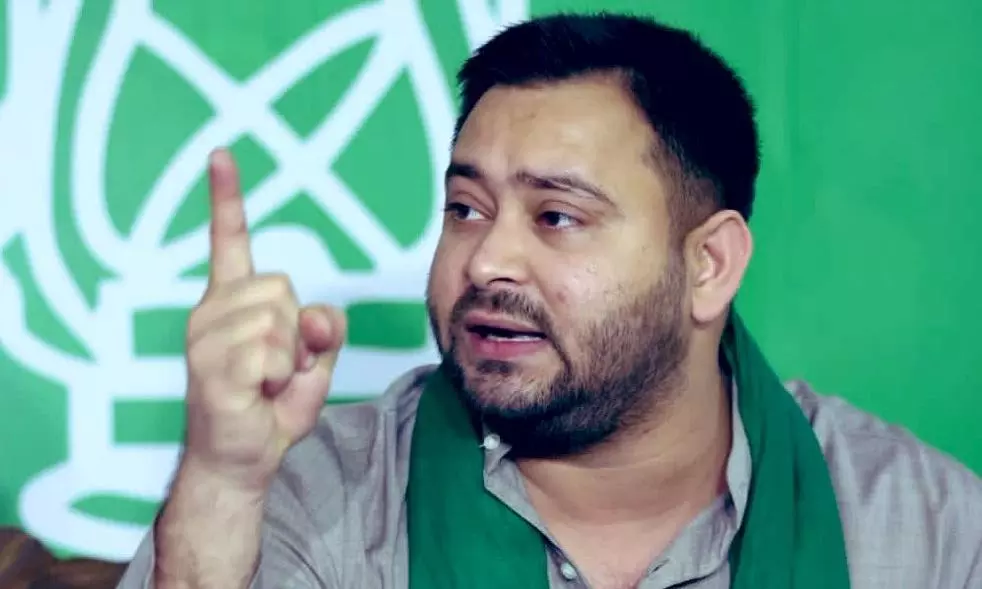Tejashwi Yadav का बड़ा ऐलान: बिहार विधानसभा चुनाव 2025 के बहिष्कार पर विचार, बोले- "बेईमानी हो रही है, हम चर्चा करेंगे" Tejashwi Yadav