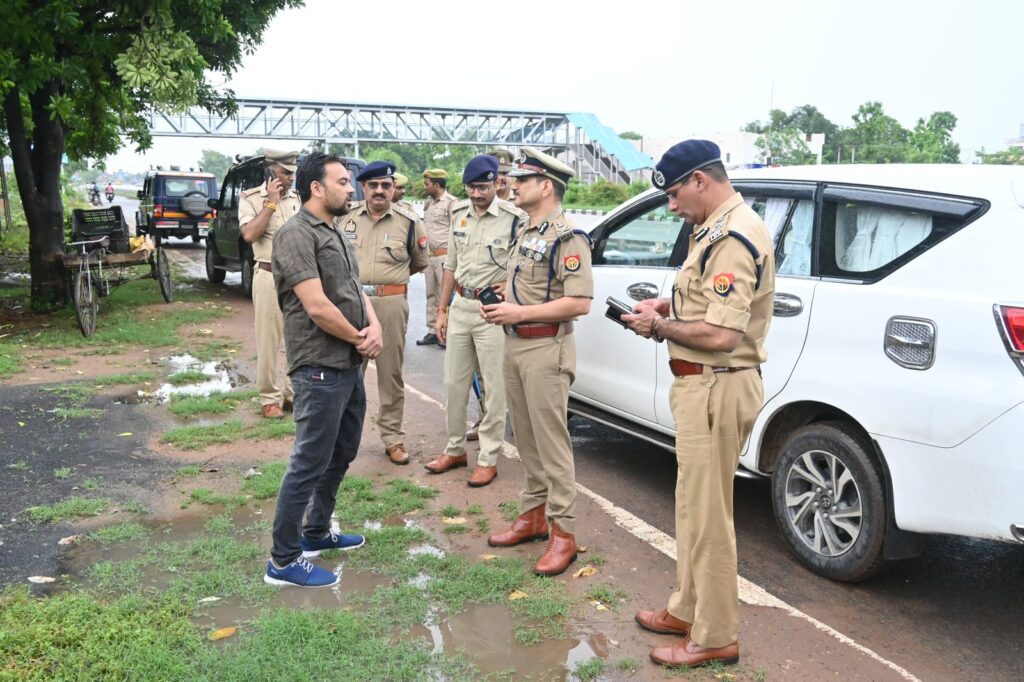 श्रावण कांवड़ यात्रा से पहले Commissioner मोहित अग्रवाल ने किया रूट का निरीक्षण, दिए सख्त सुरक्षा निर्देश श्रावण कांवड़ यात्रा से पहले Commissioner मोहित अग्रवाल ने किया रूट का निरीक्षण, दिए सख्त सुरक्षा निर्देश श्रावण कांवड़ यात्रा से पहले Commissioner मोहित अग्रवाल ने किया रूट का निरीक्षण, दिए सख्त सुरक्षा निर्देश