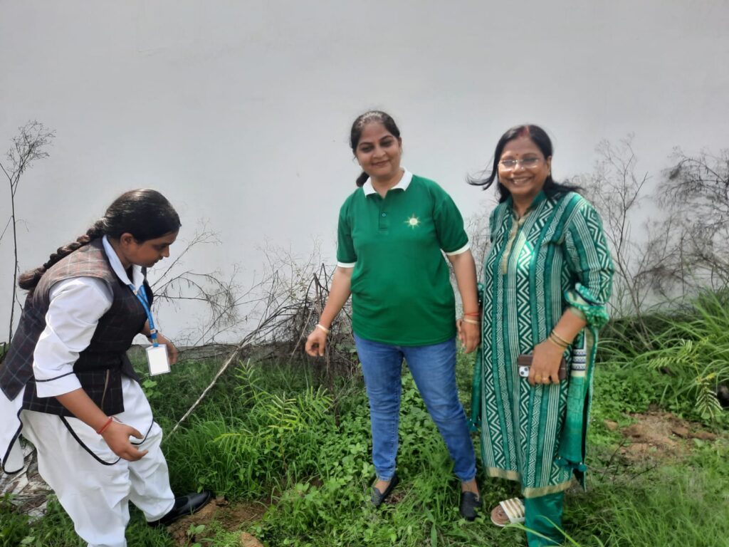 “एक पेड़ माँ के नाम” के संकल्प के साथ Rotary Club ऑफ़ वाराणसी नॉर्थ ने किया 2000 से अधिक पौधों का रोपण “एक पेड़ माँ के नाम” के संकल्प के साथ Rotary Club ऑफ़ वाराणसी नॉर्थ ने किया 2000 से अधिक पौधों का रोपण “एक पेड़ माँ के नाम” के संकल्प के साथ Rotary Club ऑफ़ वाराणसी नॉर्थ ने किया 2000 से अधिक पौधों का रोपण
