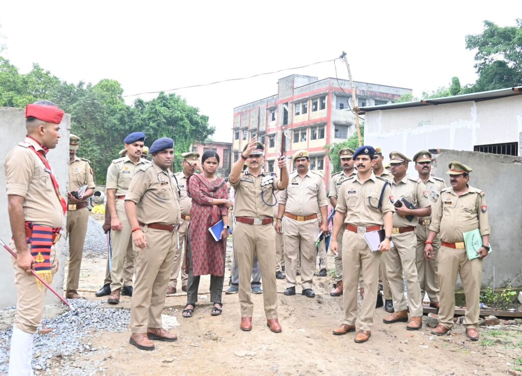 पुलिस Commissioner का निरीक्षण: प्रशिक्षु आरक्षियों से संवाद, निर्माण कार्यों की समीक्षा और मानसून तैयारी के निर्देश Commissioner