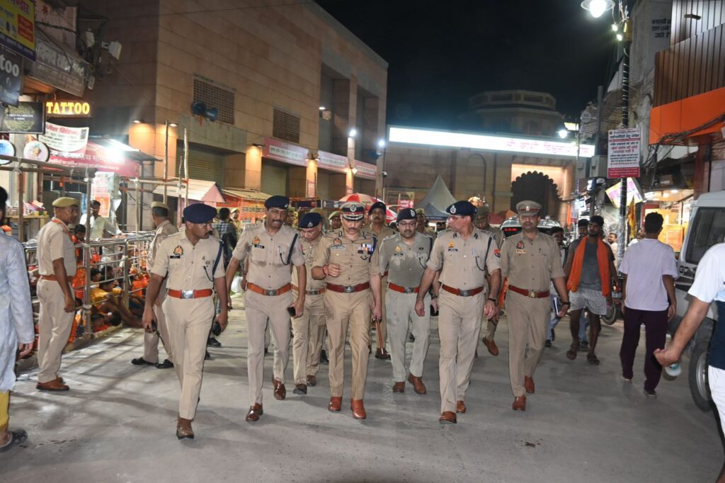 श्रावण मास के प्रथम सोमवार पर Police Commissioner ने किया कांवड़ मार्ग का निरीक्षण Police Commissioner