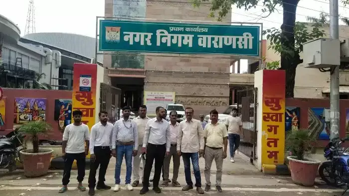 Municipal Commissioner: पुलिस उत्पीड़न से परेशान फेरी-पटरी ठेला व्यवसायियों ने नगर आयुक्त से की मुलाकात Municipal Commissioner