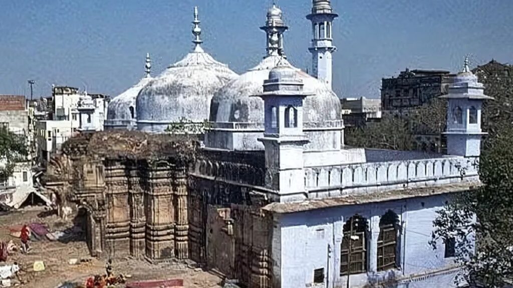 Allahabad High Court : ज्ञानवापी विवाद फिर सुर्खियों में,वजुखाना सर्वे पर वाराणसी कोर्ट के फैसले को राखी सिंह ने हाई कोर्ट में चुनौती Allahabad High Court : ज्ञानवापी विवाद फिर सुर्खियों में,वजुखाना सर्वे पर वाराणसी कोर्ट के फैसले को राखी सिंह ने हाई कोर्ट में चुनौती Allahabad High Court : ज्ञानवापी विवाद फिर सुर्खियों में,वजुखाना सर्वे पर वाराणसी कोर्ट के फैसले को राखी सिंह ने हाई कोर्ट में चुनौती