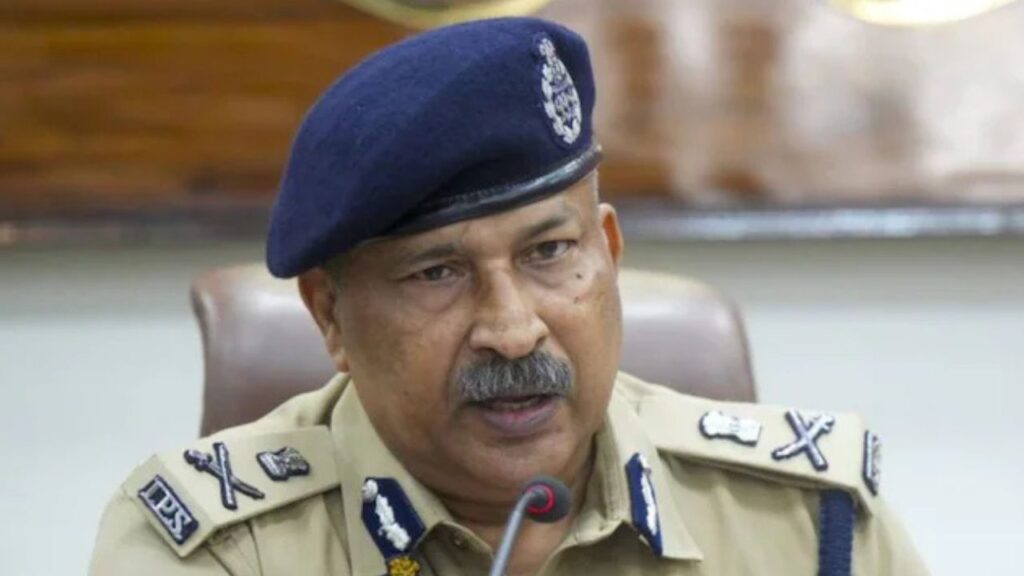 योगी सरकार की Zero Tolerance Policy : 8 वर्षों में 30,694 अपराधी गिरफ्तार, 9,467 को लगी गोली Zero Tolerance Policy