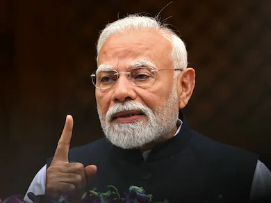 PM Modi : ब्रिटेन और मालदीव दौरे पर रवाना हुए मोदी, जानिए क्या है इस विज़िट का बड़ा मकसद PM Modi