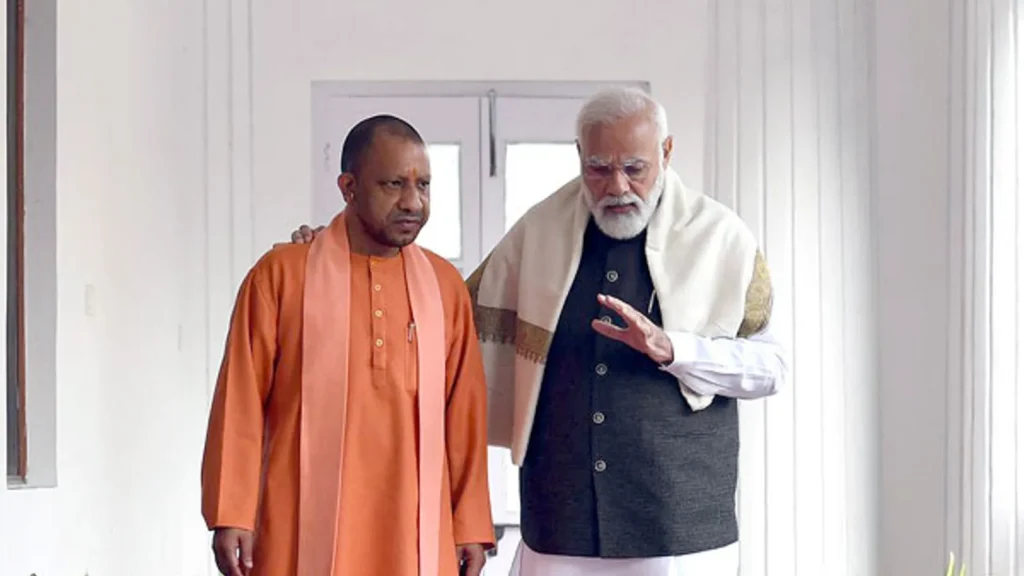 वाराणसी दौरे पर CM Yogi : 2 अगस्त को काशी में पीएम मोदी के कार्यक्रम की तैयारियों का लेंगे जायजा CM Yogi