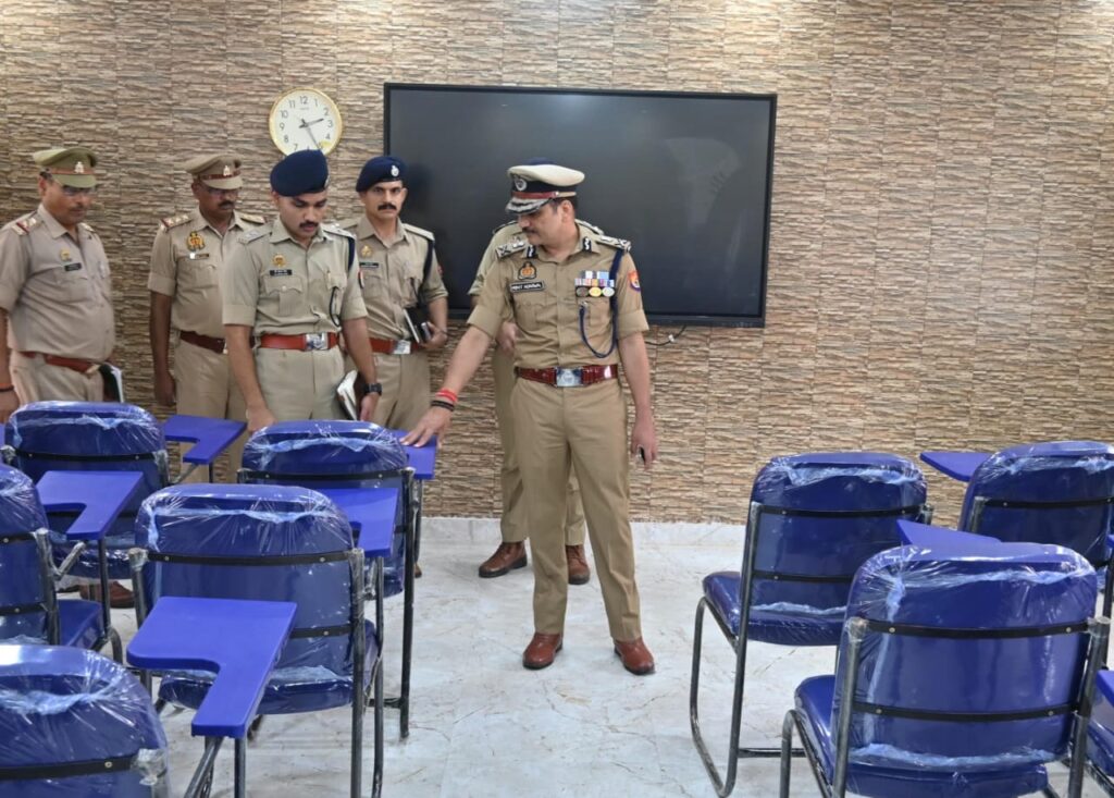 Police Commissioner ने 501 महिला प्रशिक्षु आरक्षियों को दिए मॉडर्न पुलिसिंग के गुर Police Commissioner