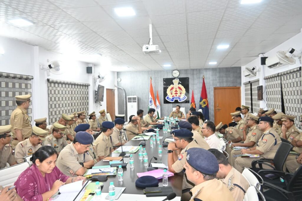 Police Commissioner ने दी सख्त हिदायतें, थानों पर जुआ-सट्टा व वेश्यावृत्ति में लिप्त अपराधियों की सूची प्रदर्शित होगी Police Commissioner