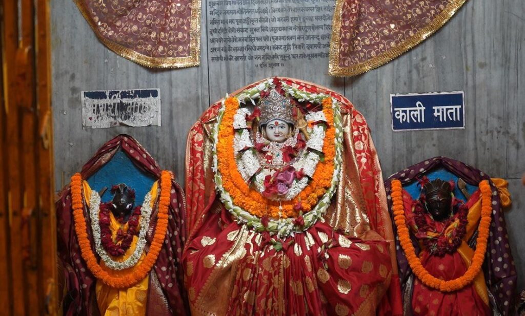काशी में संतान प्राप्ति के लिए महिलाएं रखती हैं 16 दिन का व्रत, जानिए काशी के ऐतिहासिक सोरहिया मेले का इतिहास काशी में संतान प्राप्ति के लिए महिलाएं रखती हैं 16 दिन का व्रत, जानिए काशी के ऐतिहासिक सोरहिया मेले का इतिहास काशी में संतान प्राप्ति के लिए महिलाएं रखती हैं 16 दिन का व्रत, जानिए काशी के ऐतिहासिक सोरहिया मेले का इतिहास